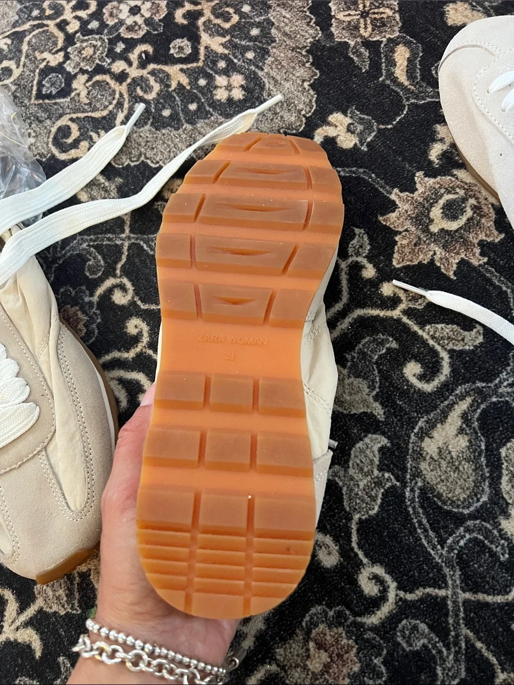 Zara Flat Pack Sneakers Women’s Size EU 39 in Taupe Beige Cream